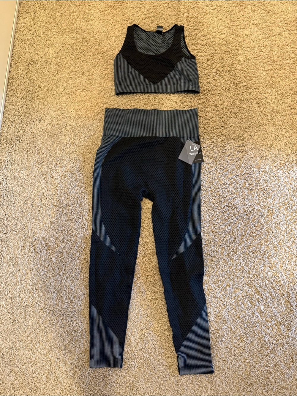 NWT! LA Winner set